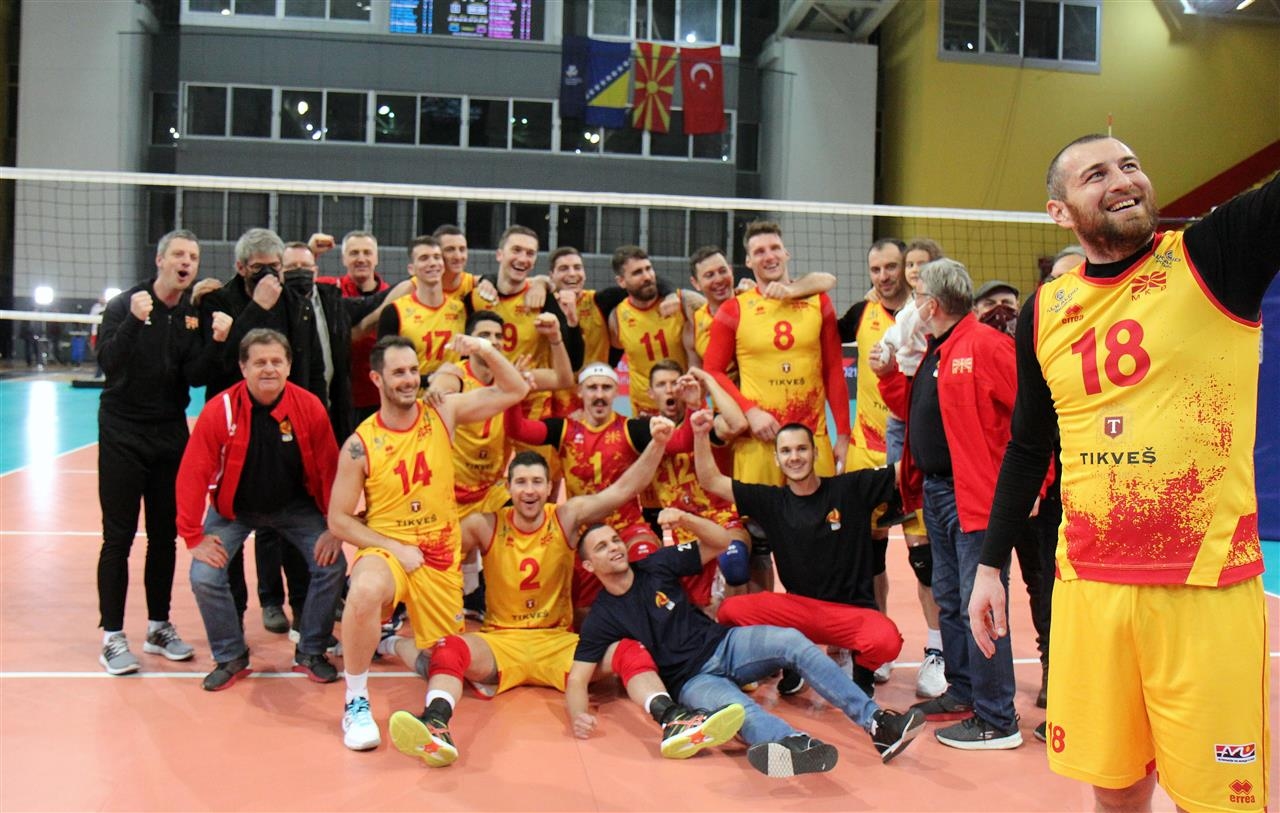 Волейболистите от националния отбор на Севена Македония завършиха с победа