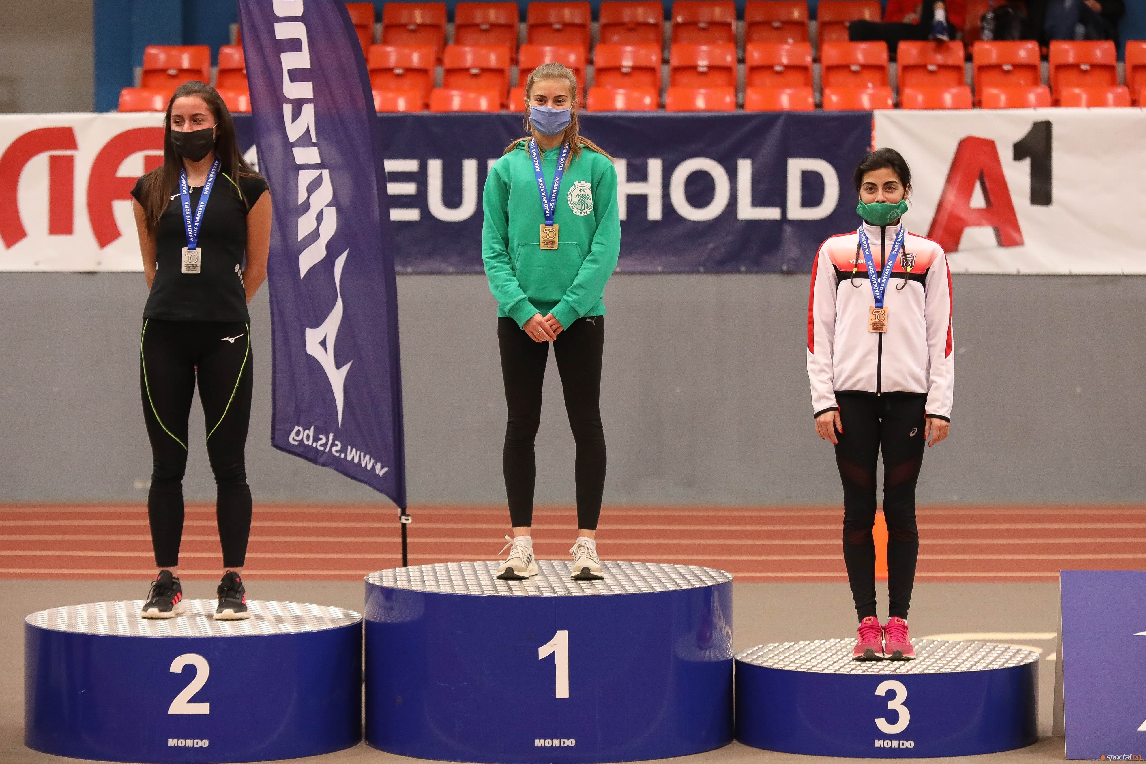 Девора Аврамова (Берое-Ст.Загора) спечели бягането на 1500 метра при жените