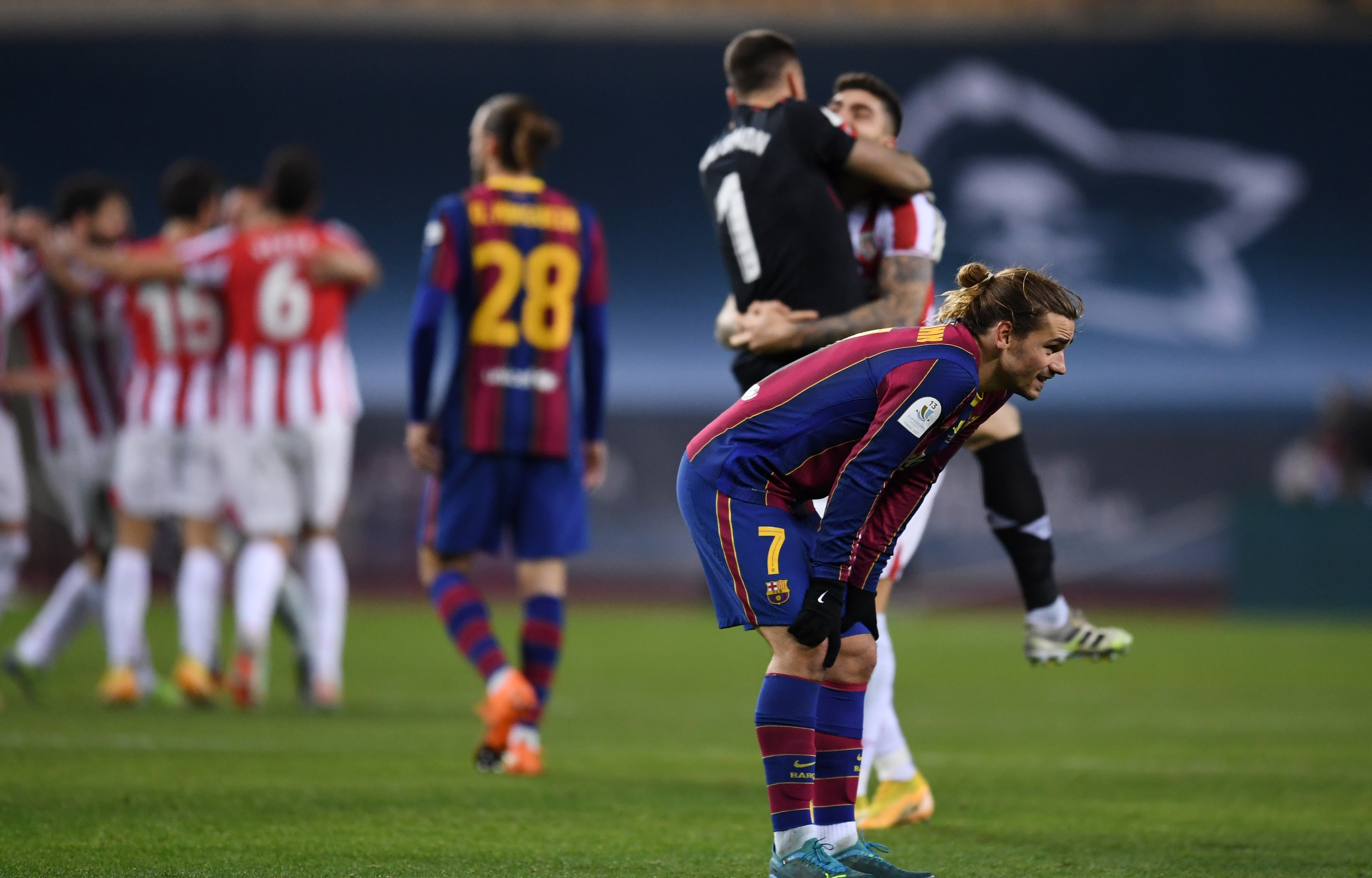 Нападателят на Барселона Антоан Гризман вкара два гола в снощния