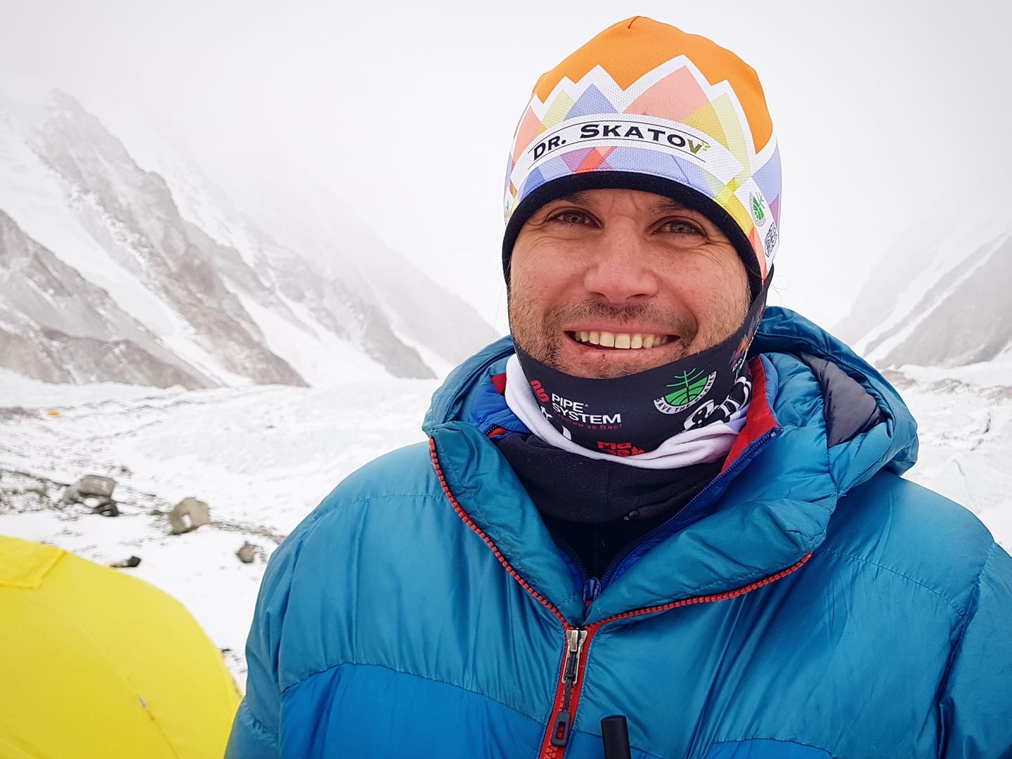 Българският алпинист Атанас Скатов в момента е на базовия лагер