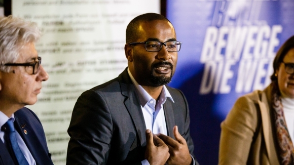 Бившият германски национал Клаудемир Жеронимо Барето по познат като Какау напуста