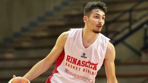 Борислав Младенов и съотборниците му от баскетболния отбор на Римини