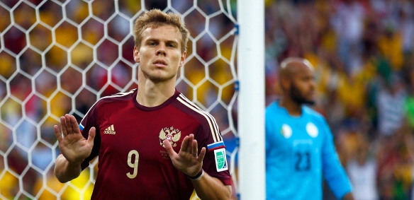 Новият нападател на Фиорентина Александър Кокорин пристигна във Флоренция за