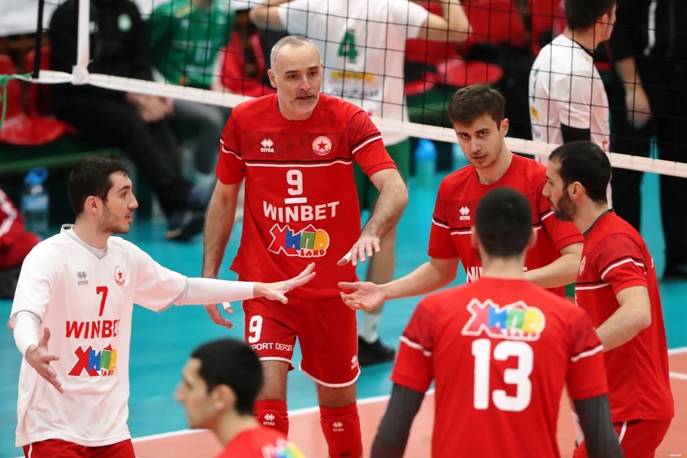 Волейболистите на ЦСКА се класираха за финалната фаза на турнира