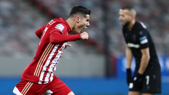 Шампионът Олимпиакос още веднъж показа че е с класи над