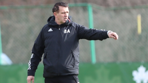 Наставникът на ЦСКА София засипа със суперлативи каращия проби в тима