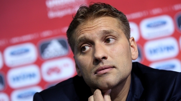 Легендата Стилиян Петров заяви пред Хоризонт че следи всичко което