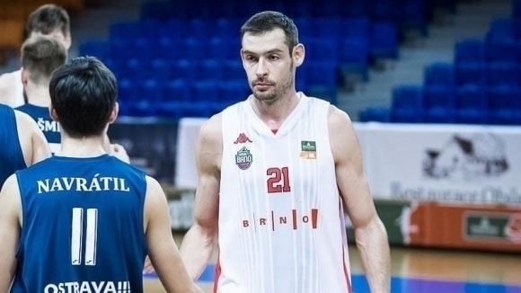 Бърно с българския национал Александър Янев победи с 92:72 Свитаву