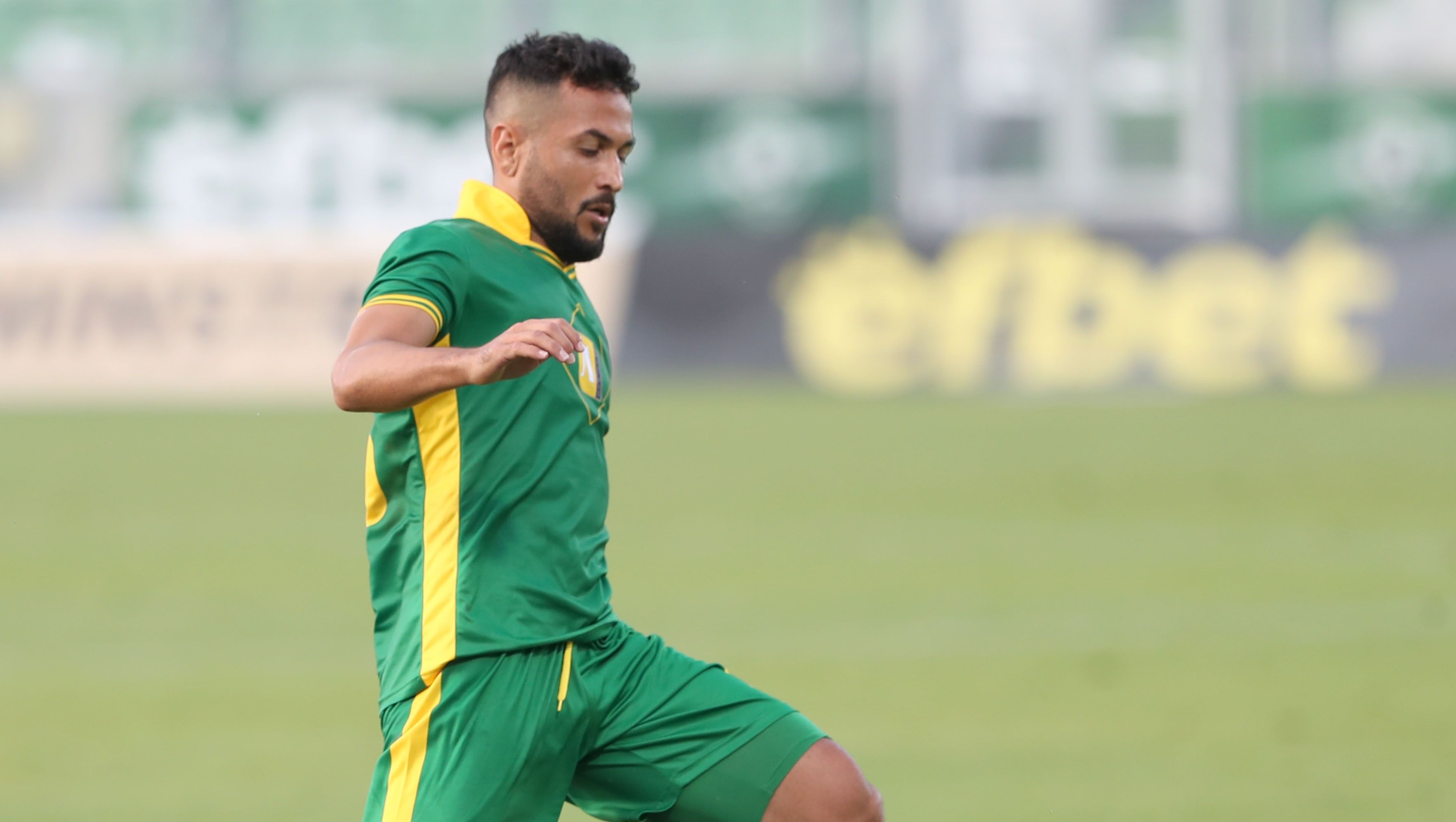 Причината халфът на да не играе в последните контроли на