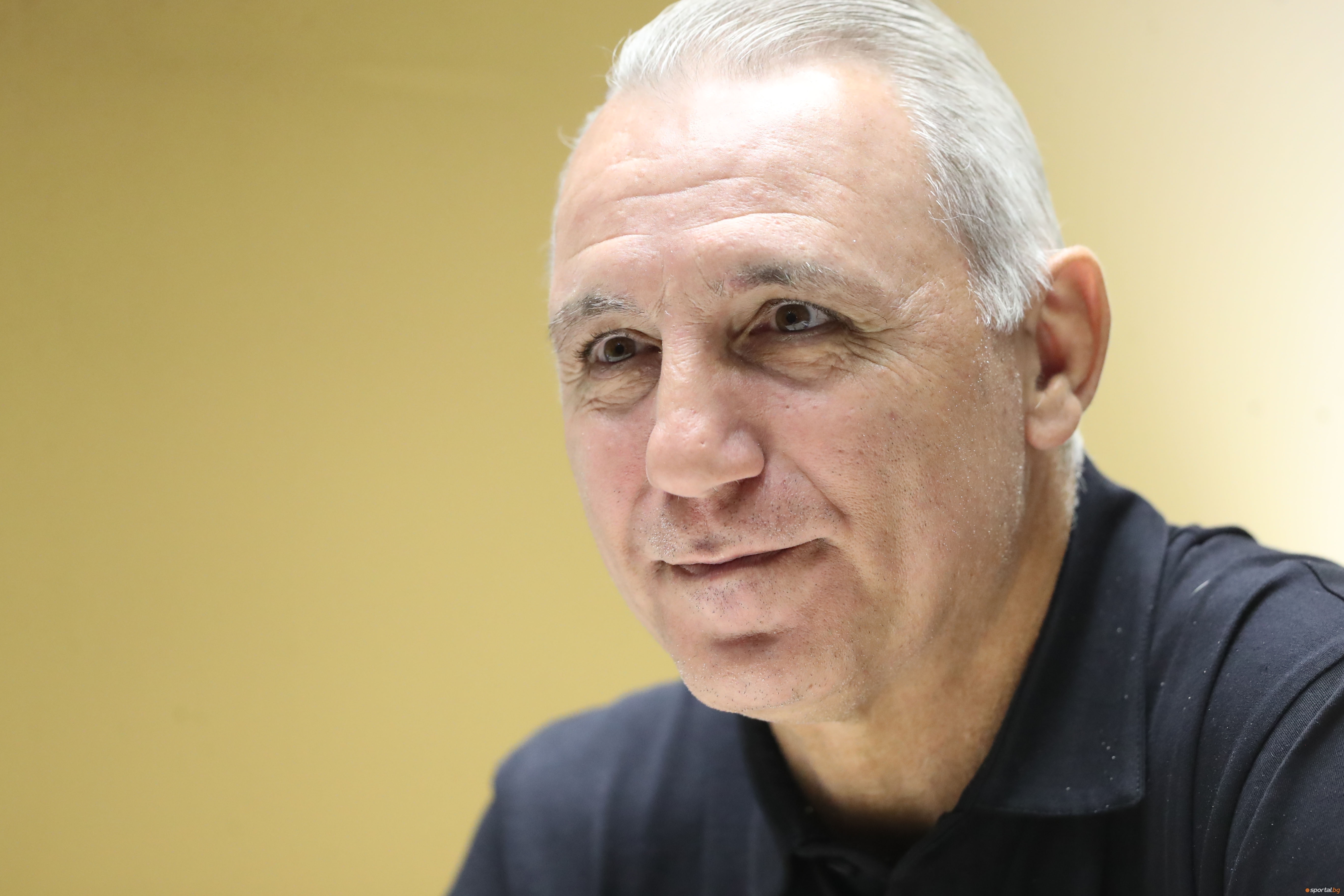 Легендата на българския и световния футбол е рожденик днес Камата