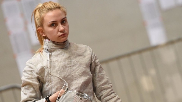 Най-добрата българска сабльорка Йоана Илиева спечели надпреварата при девойките в