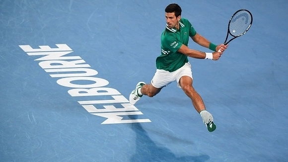 Защитаващият титлата си Новак Джокович Сърбия направи впечатляващ старт на