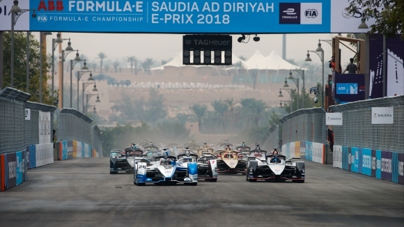 Организаторите на състезанията от Формула Е в Ад Диря Саудитска