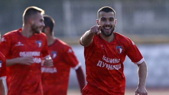 Марек спечели последната си контролна среща преди подновяване първенството на