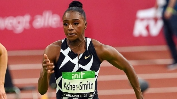 Световната шампионка на 200 метра от Доха 2019 и водачка