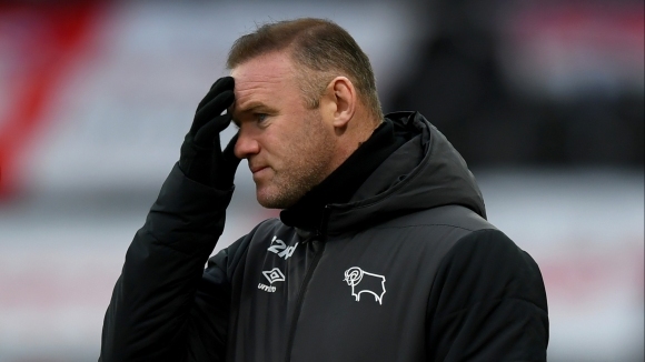 Мениджърът на Уейн Рууни критикува остро системата ВАР и заяви