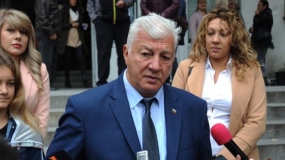 Кметът на Пловдив Здравко Димитров разговаря със спортния директор на