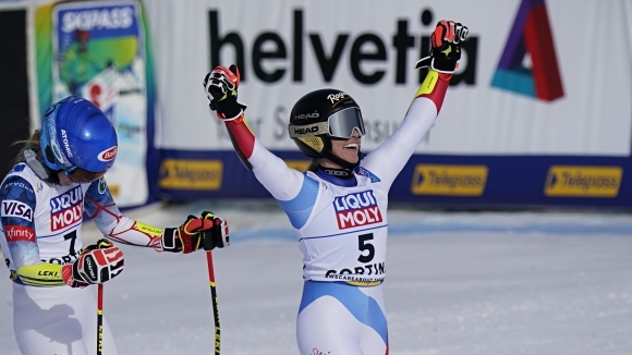 Лара Гут-Бехрами (Швейцария) спечели своя втори златен медал от Световното