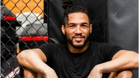 Бившият претендент за титлата на UFC в лека категория Кевин