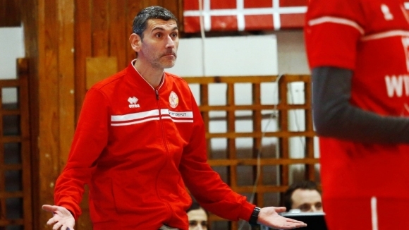 Наставникът на волейболния ЦСКА Александър Попов призна след категоричната загуба