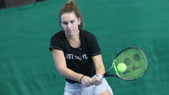 Гергана Топалова отпадна на полуфиналите на турнира по тенис на