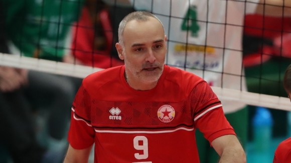 Волейболистът на ЦСКА Ивайло Стефанов който ще навърши 49 години