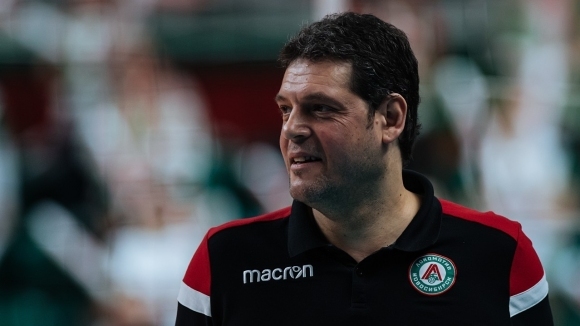 Шампионите на Русия от Локомотив Новосибирск които са водени от