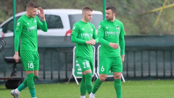 Пирин Благоевград заложи на дузпата треньора на вратарите Дилян Илиев