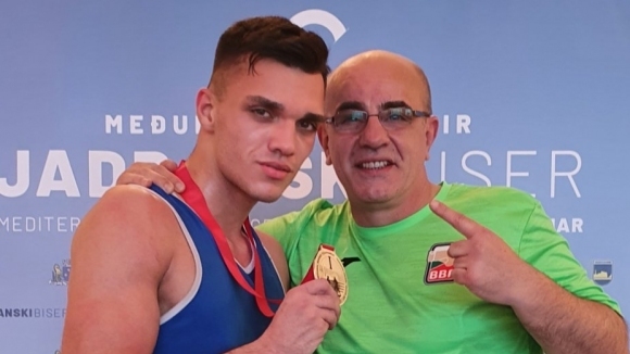 Ясен Радев и Уилиам Чолов спечелиха титли за България на