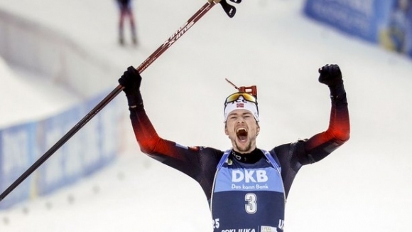 Младият норвежец Стурла Холм Легрейд завоюва своя втори индивидуален златен