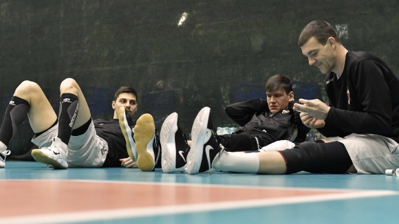 В сряда волейболният отбор на ПСК Локомотив (Пловдив) ще се