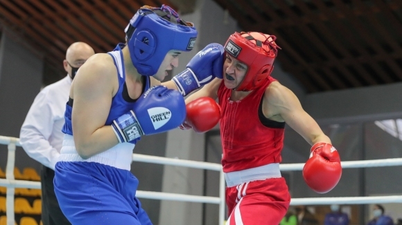 Българските боксьори бяха споходени от малшанс в първата сесия от