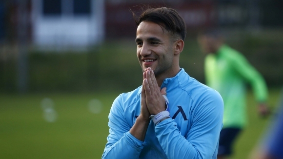 Полузащитникът на вече тренира с топка похвали се самият той