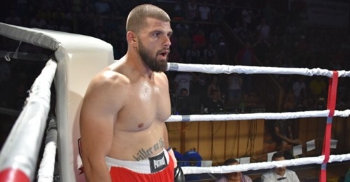 Боксова галавечер с българско участие ще зарадва феновете на бойните