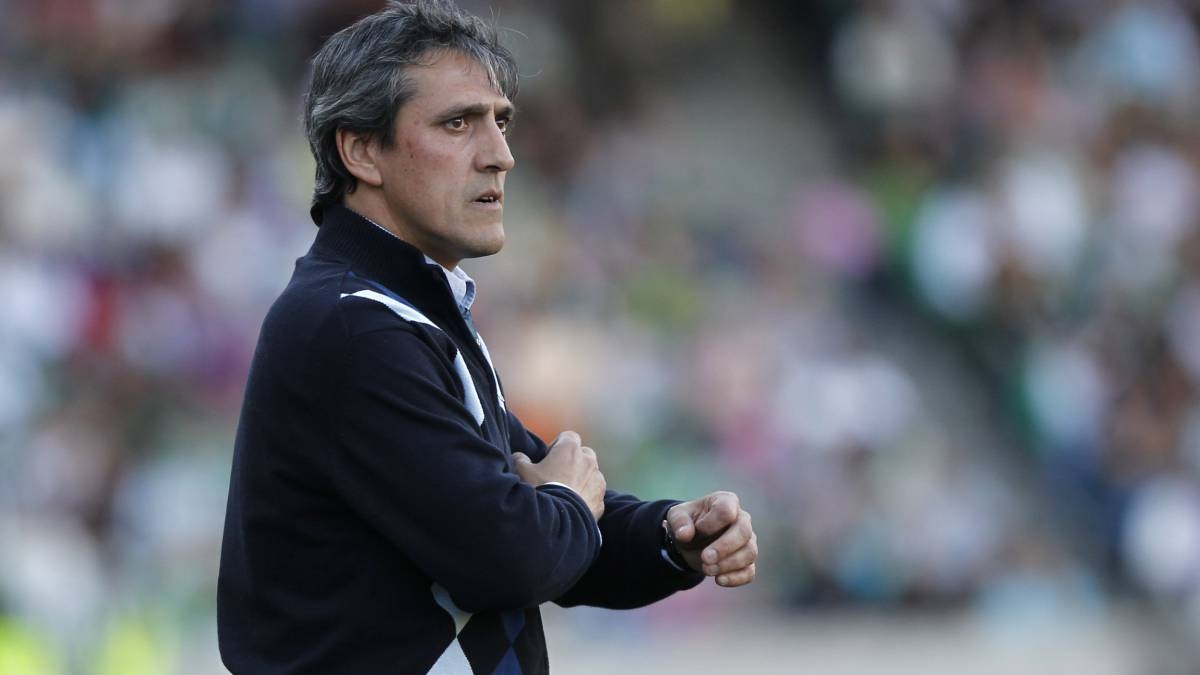 Бившият треньор на Левски Пепе Мурсия ще влезе в битката