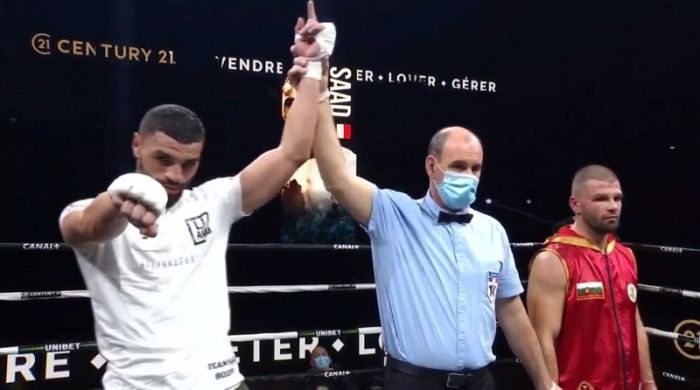 Българският боксьор Борислав Иванов допусна второ поражение на професионалния ринг
