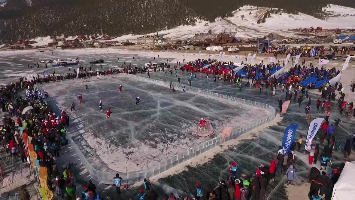 Звезди на руския хокей на лед участваха в мач върху