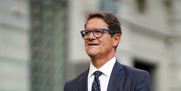 Италианската футболна легенда Фабио Капело който във визитката си на