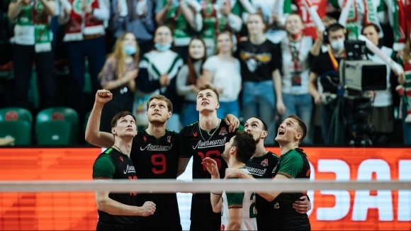 Шампионът на Русия Локомотив Новосибирск който е воден от Пламен