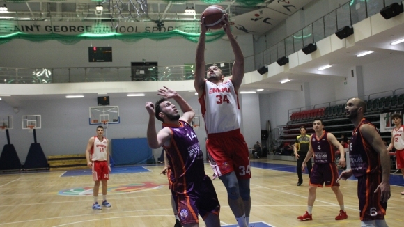 Енигма Фойерверк записа 11 а победа от началото на сезона в