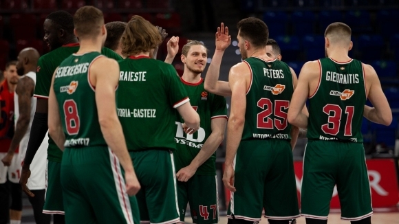 Баскония продължава да се бори със зъби и нокти за