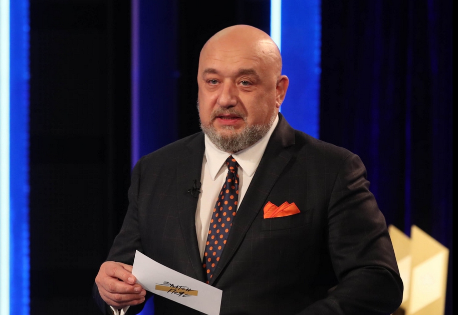 Спортният министър празнува днес 54 ия си рожден ден Известни наши