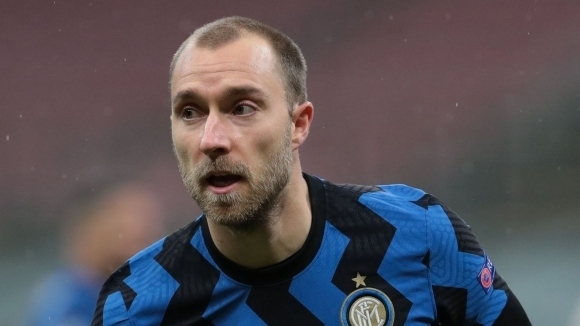 Датският полузащитник Кристиан Ериксен е бил предлаган от Интер на