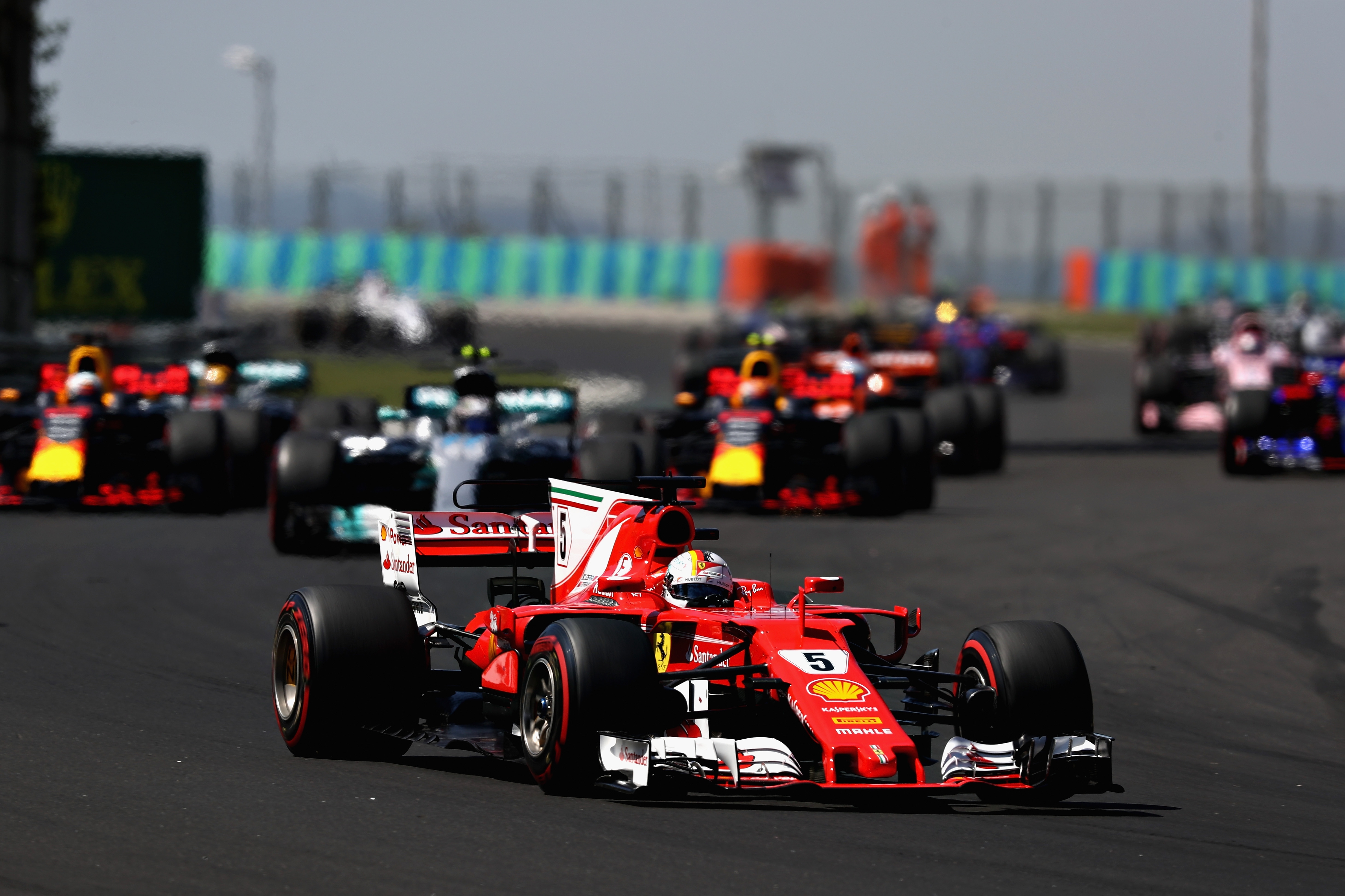 В 15 часа се дава старт на последното състезание преди