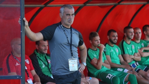 Отборът на Ботев (Враца) разби с 4:0 Нефтохимик в мач