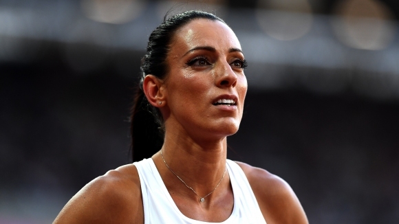 Загрях двигателя и вече съм готова за 200 метра!. Това