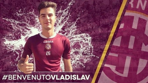 Юношеският национал Владислав Жиков вече официално е играч на Ливорно,