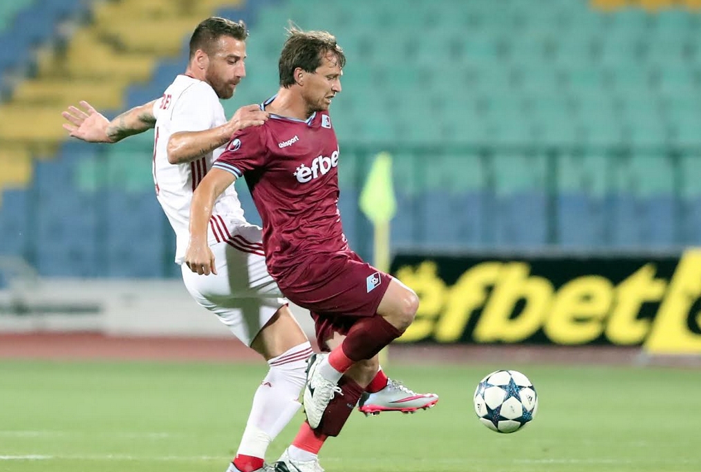 Халфът на Септември Борис Галчев заяви, че се радва, че