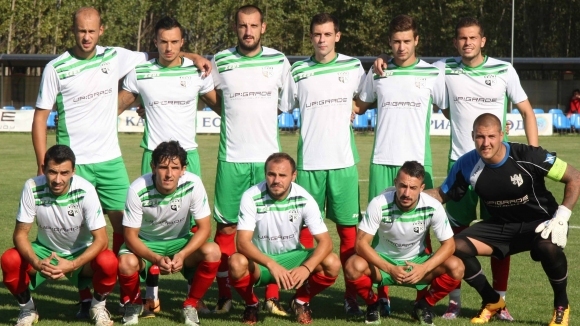 Лидерът в Северозападна трета лига Кариана (Ерден) има една от