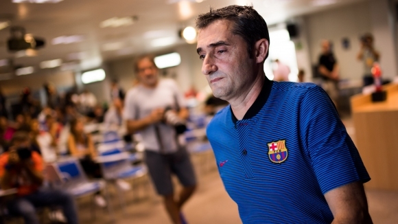 Старши треньорът на Барселона Ернесто Валверде не се чувства притиснат